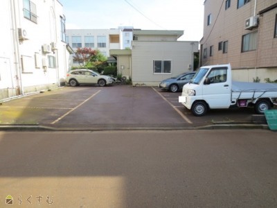 高津パーキング