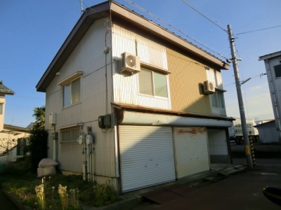 コーポメルロー　車庫・人気のロフト付