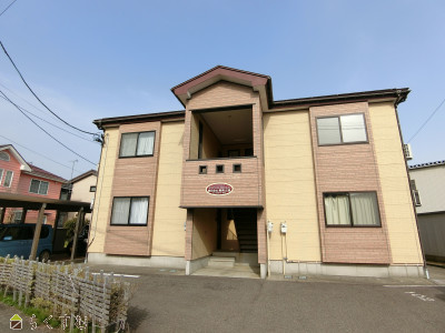 ROYAL HILLS