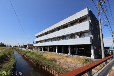 第５コーポヴィラ　★屋根付き駐車場付き★