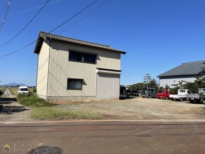 黒津町貸倉庫
